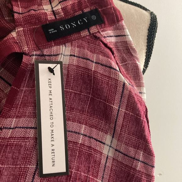 Amazon women long sleeve button down plaid shirt cut out back plus size curvy 1X - Picture 10 of 12